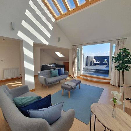 Weekly & Monthly Stays In Penthouse For Contractors Or Leisure Single Or Superking Beds Available Birkenhead Zewnętrze zdjęcie