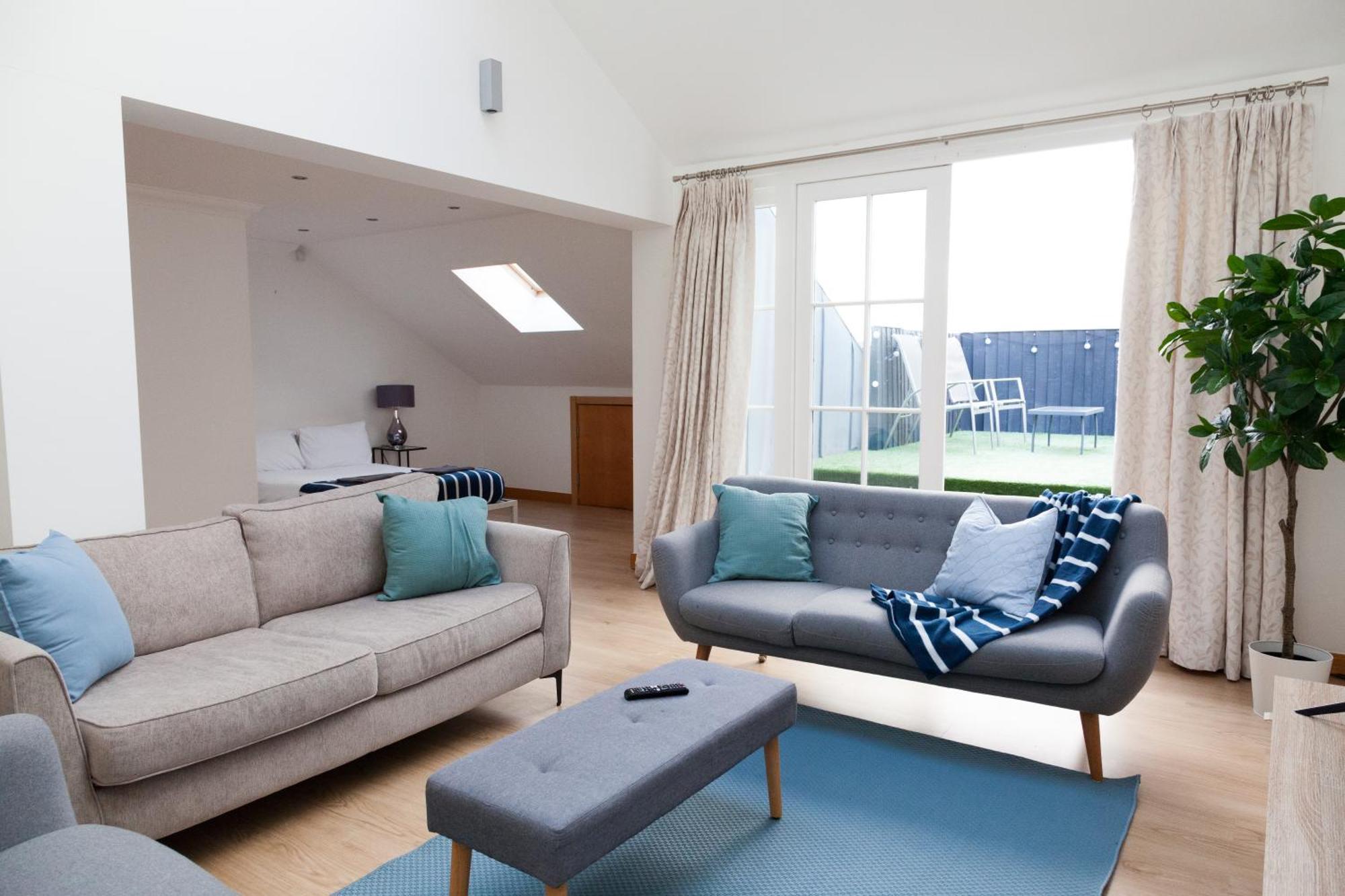 Weekly & Monthly Stays In Penthouse For Contractors Or Leisure Single Or Superking Beds Available Birkenhead Zewnętrze zdjęcie