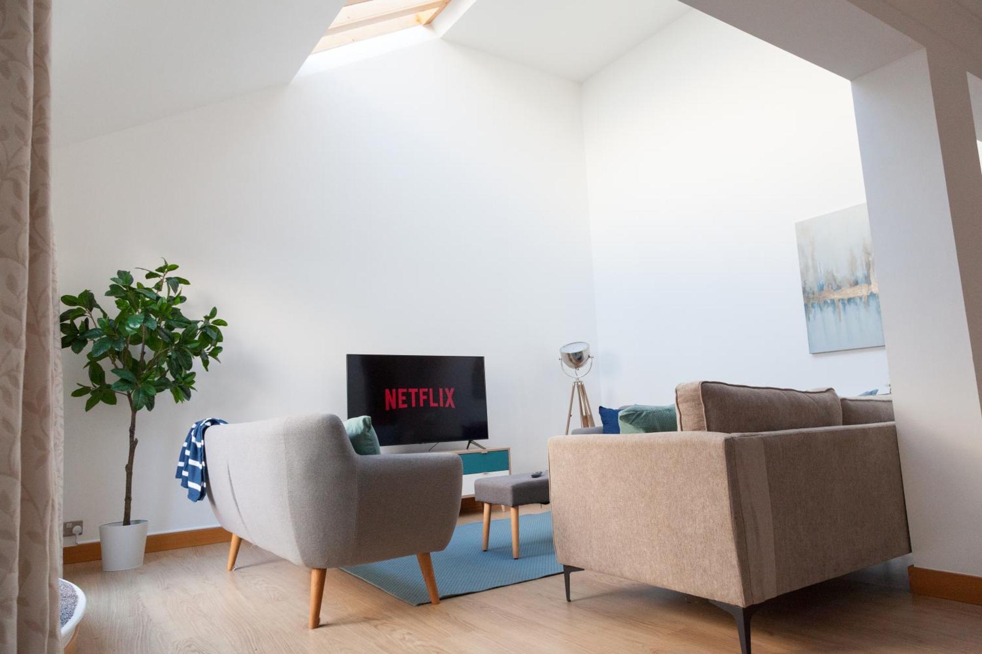 Weekly & Monthly Stays In Penthouse For Contractors Or Leisure Single Or Superking Beds Available Birkenhead Zewnętrze zdjęcie